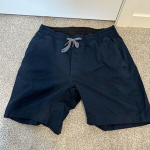 Lululemon Shorts (wovenair material)